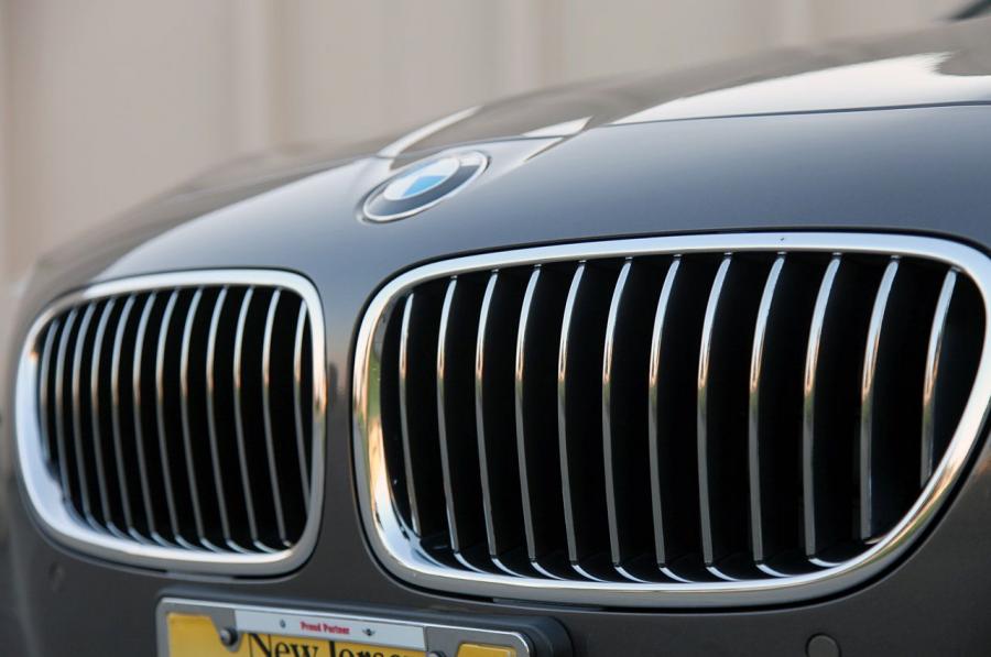  BMW 528i xDrive 2012 года  (фото 3 из 41)